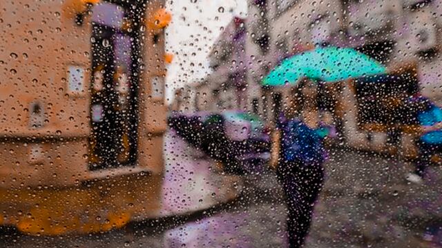 Sigue la alerta naranja por la lluvia: qué pasará el fin de semana ¿Se suspende el Lollapalooza?