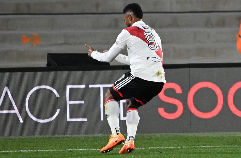 Todos los goles del 5 a 0 de River sobre Estudiantes