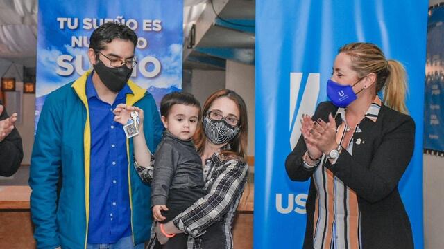 Estas cuatro entregas corresponden a las primeras 65 viviendas del primer plan de cogestión y concluye en las próximas semanas con una nueva entrega a unas diez familias más de la ciudad.