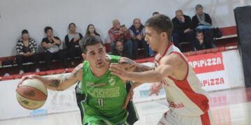 Altense le ganó a La Falda y quedó cerca de quedarse con el segundo puesto pensando en los playoff.