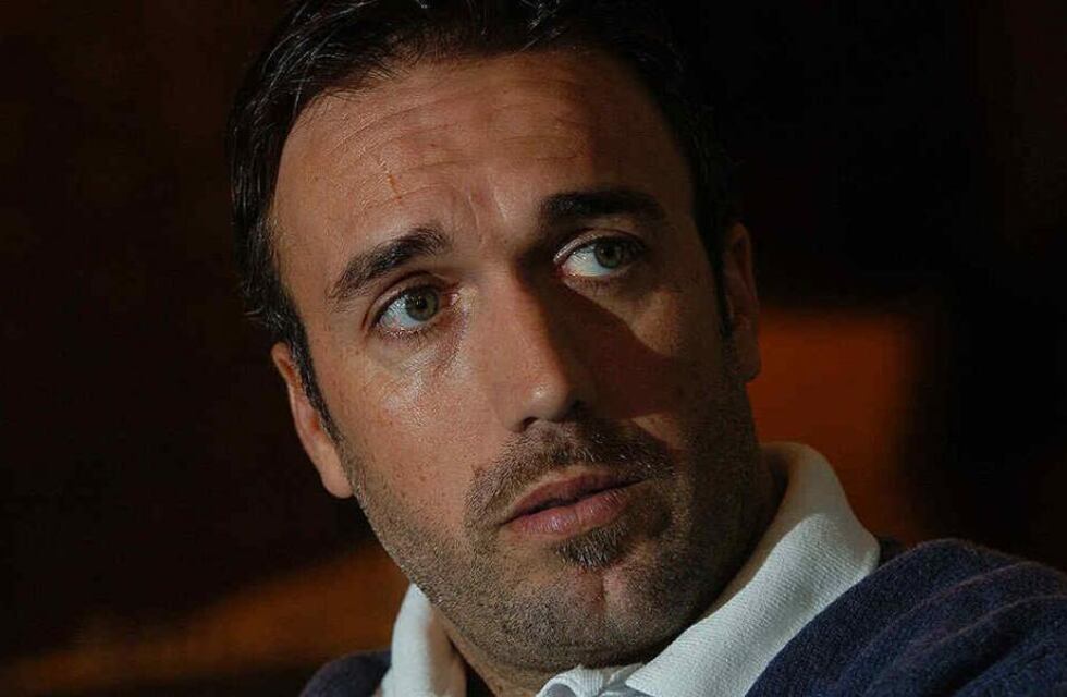 Gabriel Batistuta fue denunciado por presunta “explotación laboral” en Reconquista