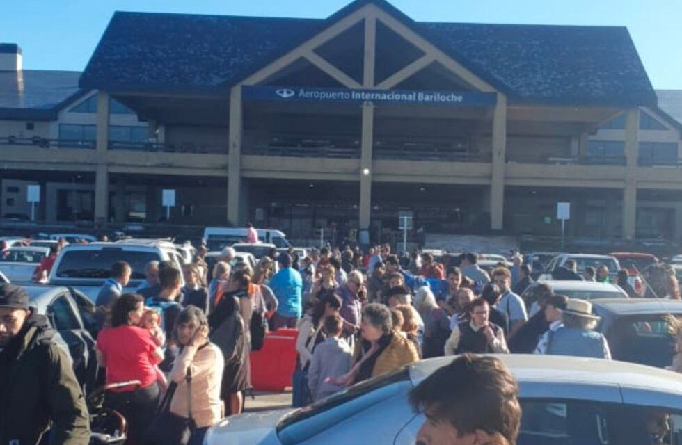 Bariloche: evacuaron el aeropuerto por amenaza de bomba y los vuelos debieron reprogramarse