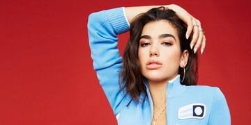 Dua Lipa cautiva a su más de 70 millones de seguidores en Instagram.