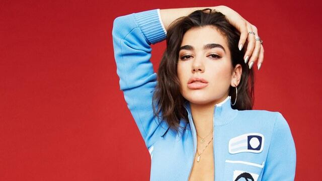 Dua Lipa cautiva a su más de 70 millones de seguidores en Instagram.