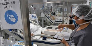 Una recorrida visual por la Guardia y Unidad de Terapia Intensiva del Hospital Central. (Foto: Orlando Pelichotti)