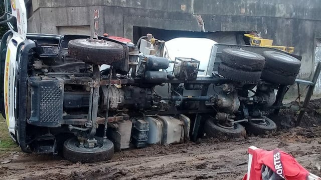 Camión volcado/Ig: Todo Gualeguaychú