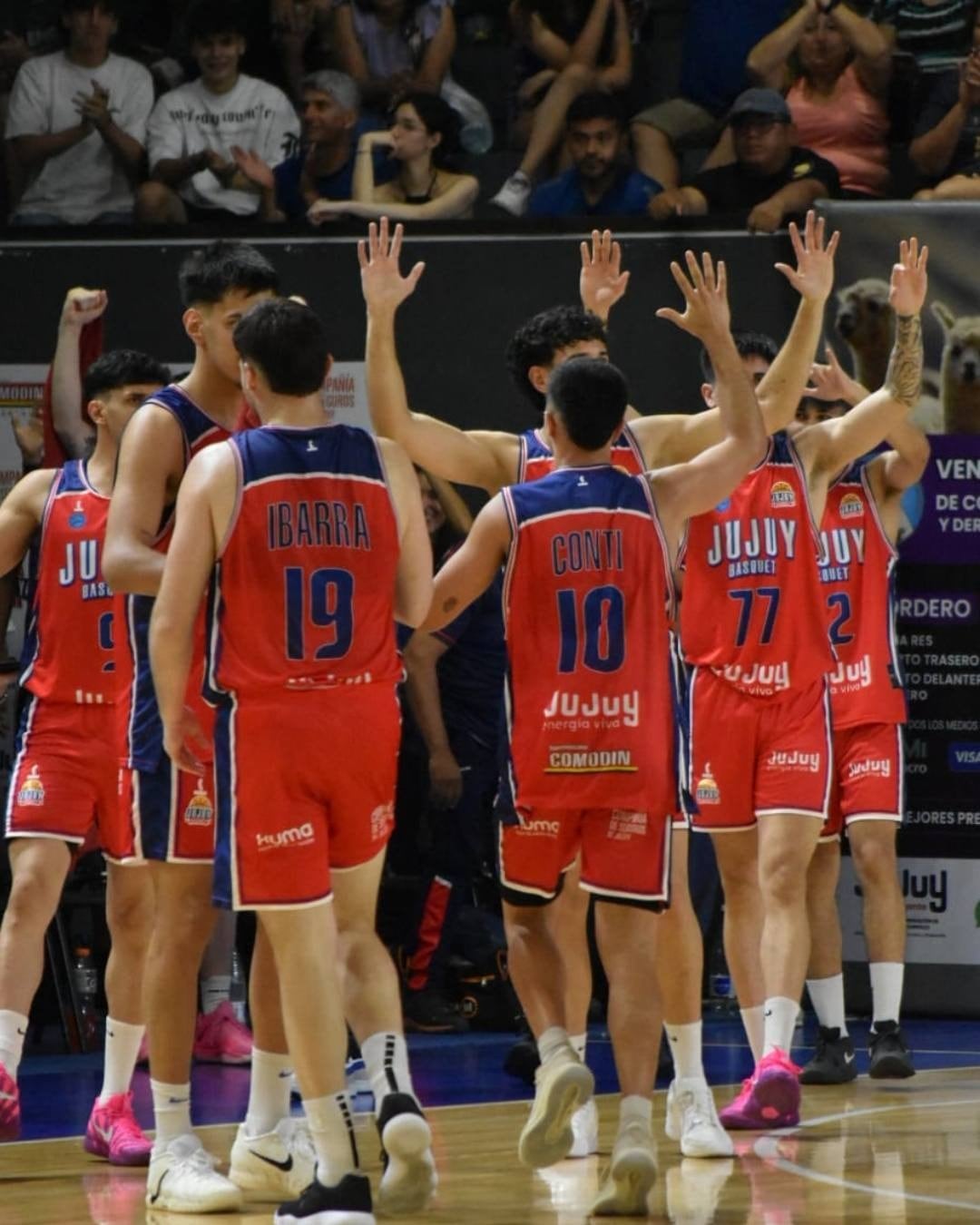 Frente a su público, los “Cóndores” dieron una gran actuación para bajar el telón del año en la “Fede”.