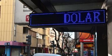 Dólar. (Pedro Castillo/La Voz)