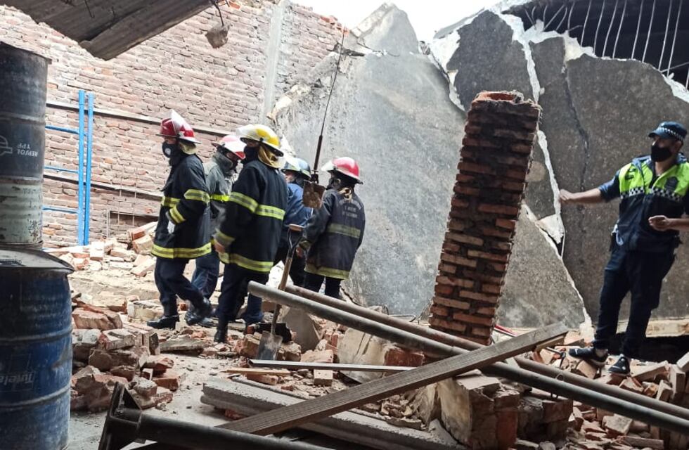 Una nena de 11 años fue rescatada luego de quedar atrapada en un derrumbe