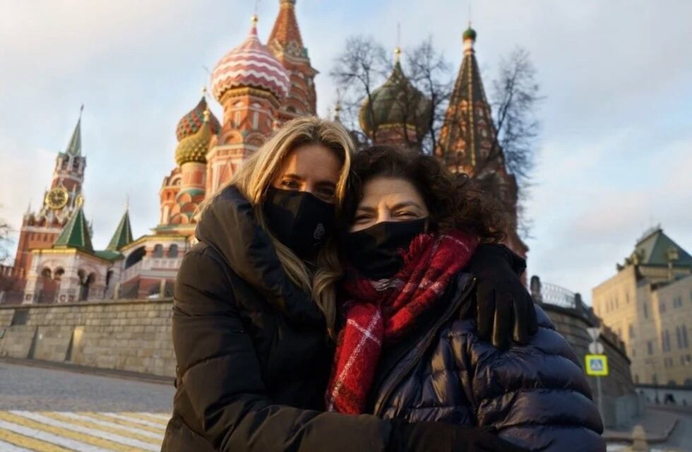 Carla Vizzotti viajó nuevamente a Rusia para acelerar los envíos de la vacuna Sputnik V