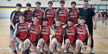 Con Gustavo Munafó como DT, los puntaltenses Milo Barrera, Benjamin Florentin y Nicola Staltari (Espora) Thiago Serrano (Ateneo), Leon Hermann Fecha (Pellegrini) obtuvieron el tercer puesto en el torneo "Sueños Dorados" en la categoría U 14.