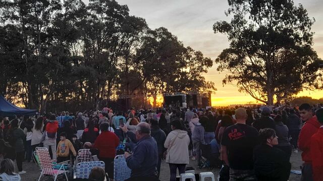 La Mancha de Rolando hizo vibrar la “Feria del Puerto”