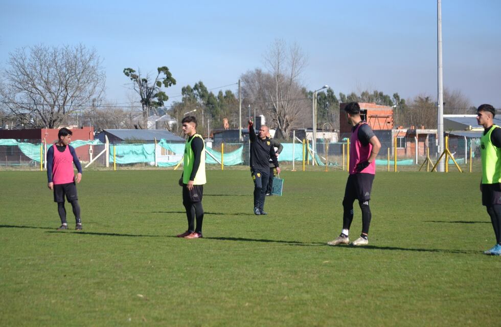 Santamarina de Tandil perdió 1 a 0 ante Brown de Puerto Madryn por la fecha 27 de la Primera Nacional