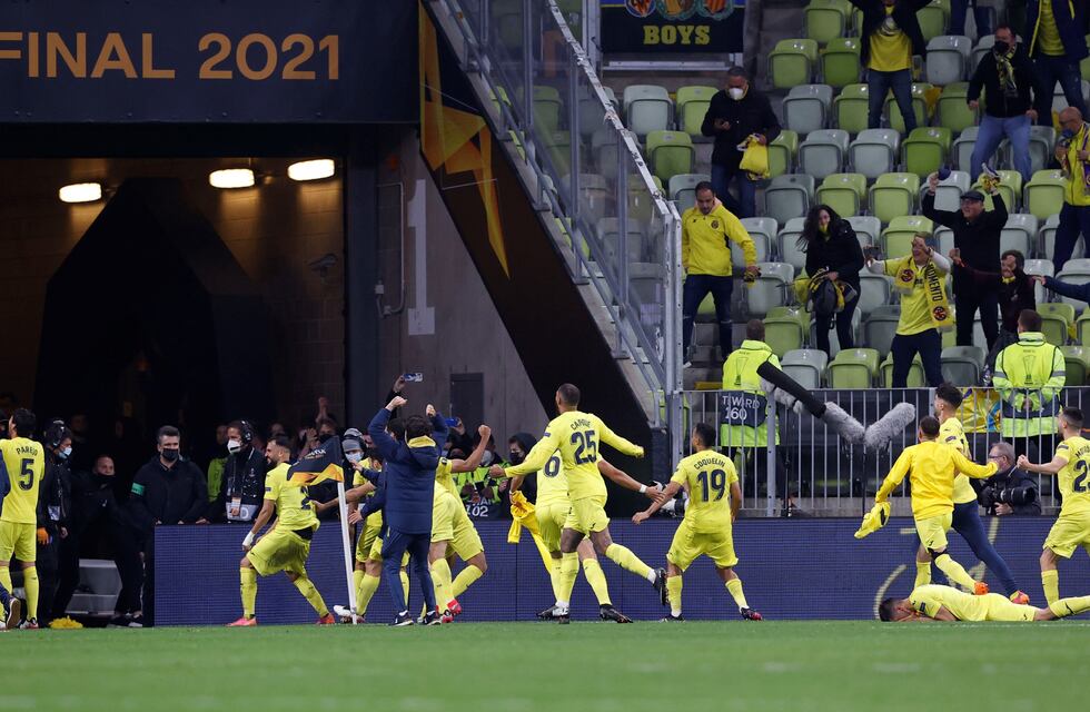 Europa League: Villarreal derrotó al Manchester United en los penales con Rulli como protagonista y es campeón