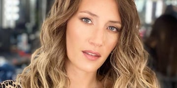 Botas texanas, short negro y top sobre remera de manga larga: Mica Viciconte marcó tendencia con su outfit otoñal / Foto: Instagram