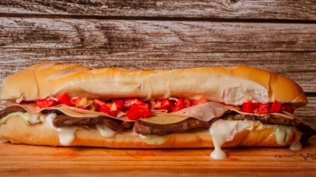 Según un influencer, los mejores lomos a la parrilla de Mendoza los hacen en Grano de Mostaza.