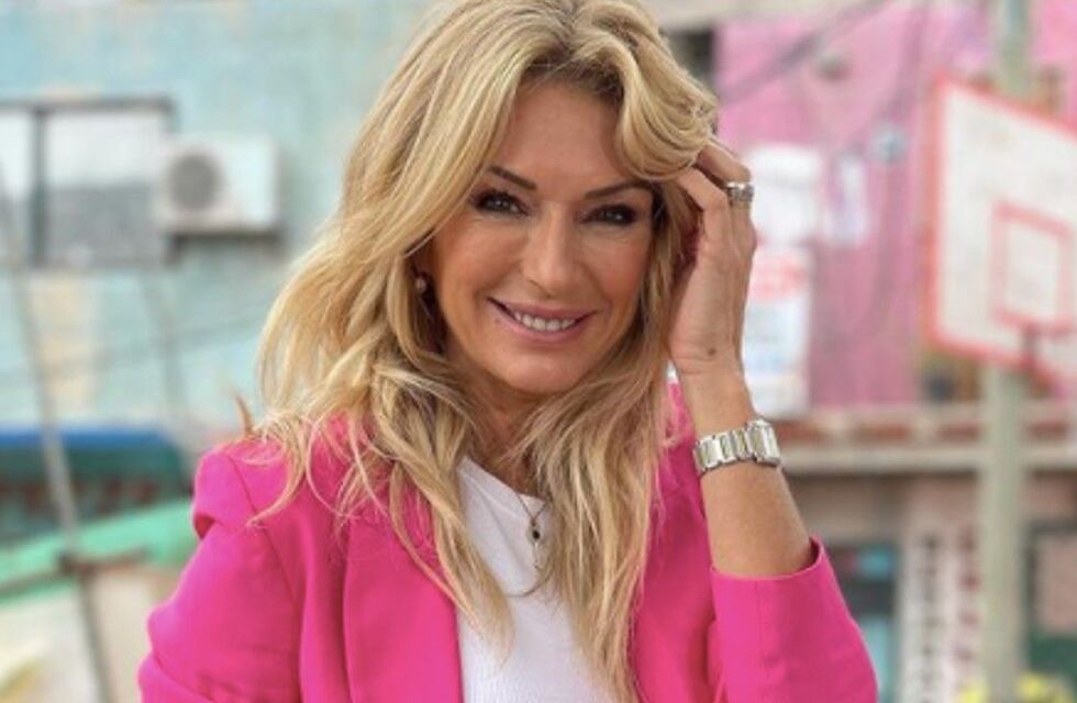 Yanina Latorre lució un vestido negro con transparencias y brillantes, y causó furor en Instagram