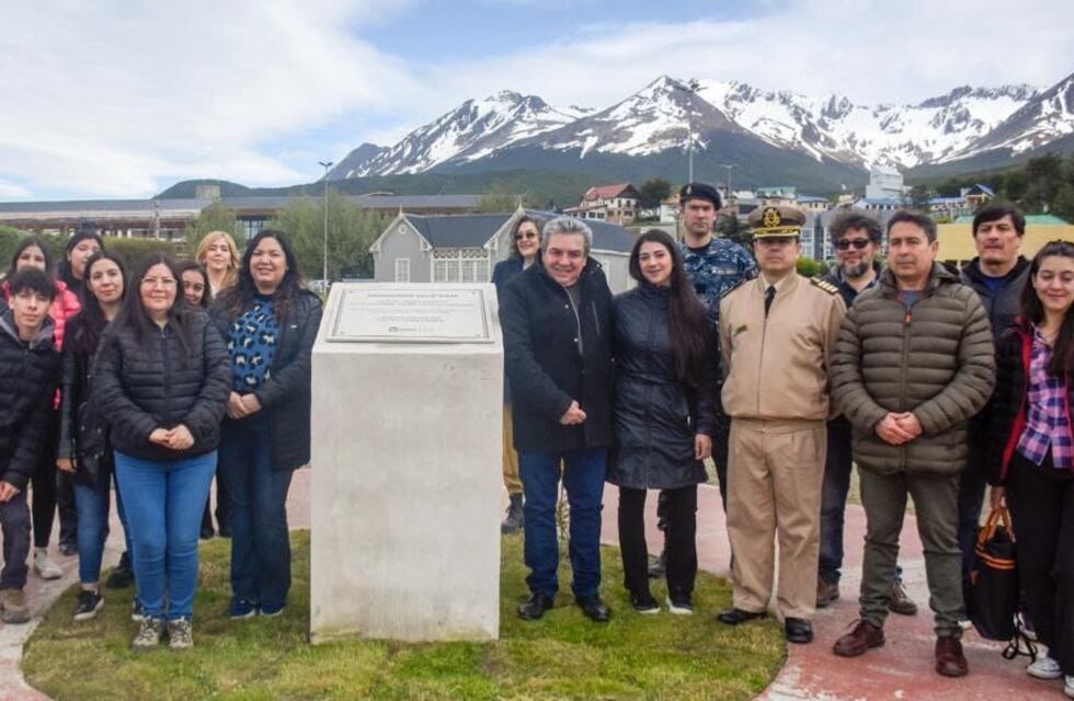 Acto en Ushuaia por el Día del Genocidio Selk´nam