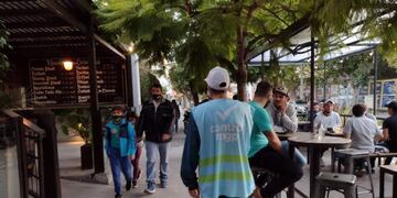 Controles en el centro de Mar del Plata. (Foto: Twitter)