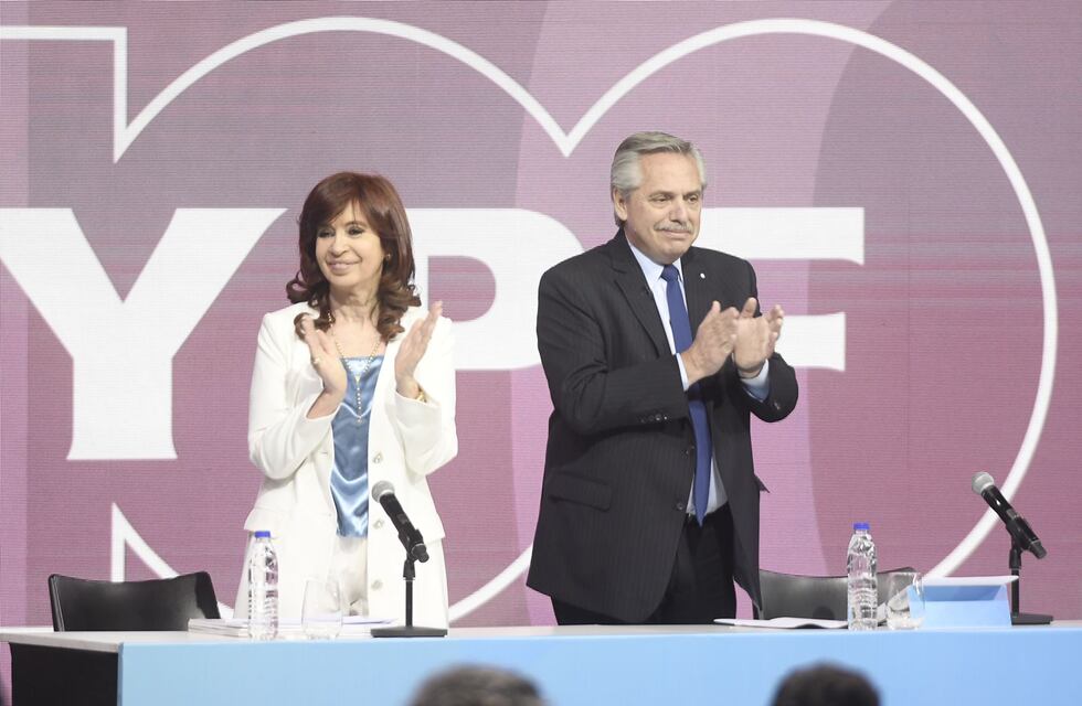 Alberto Fernández y Cristina Kirchner luego del “pacto de Olivos”: buscan superar la crisis