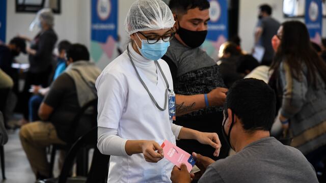 La provincia de Santa Fe notificó 2.729 casos de coronavirus y 63 muertes este miércoles