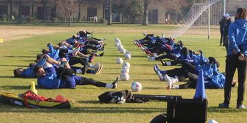 Godoy Cruz enfrenta este miércoles a Unión de Santa Fe en el último amistoso de pretemporada para regresar a Mendoza.