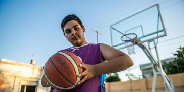 Juan Carlos Fabrini, el niño autista que llevó a la victoria a su equipo de básquet