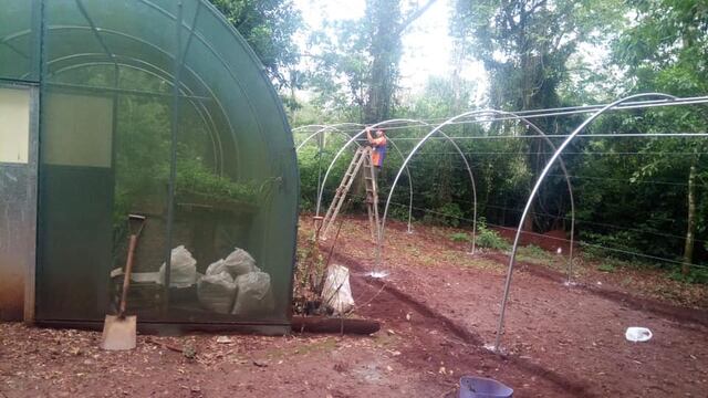 Continúa el proyecto de construcción del vivero y piletón para peces en Jasy Porá,