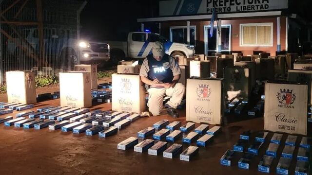 Secuestran millonario cargamento de cigarrillos de contrabando en Puerto Libertad.