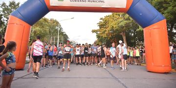 Se realizó una maratón recreativa nocturna en Rafaela