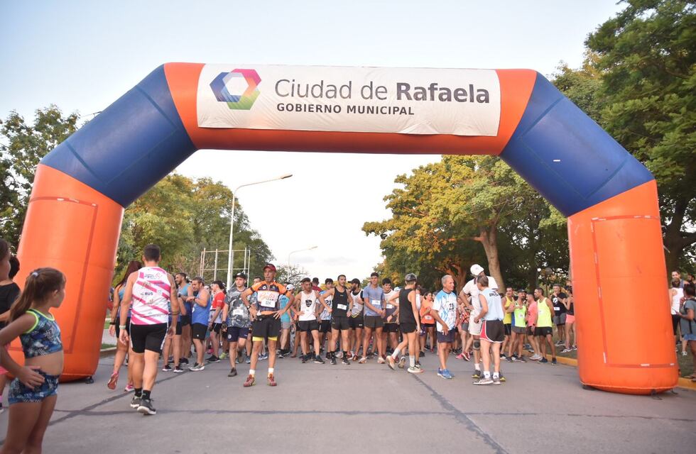 Buena participación del público en la Maratón Recreativa Nocturna