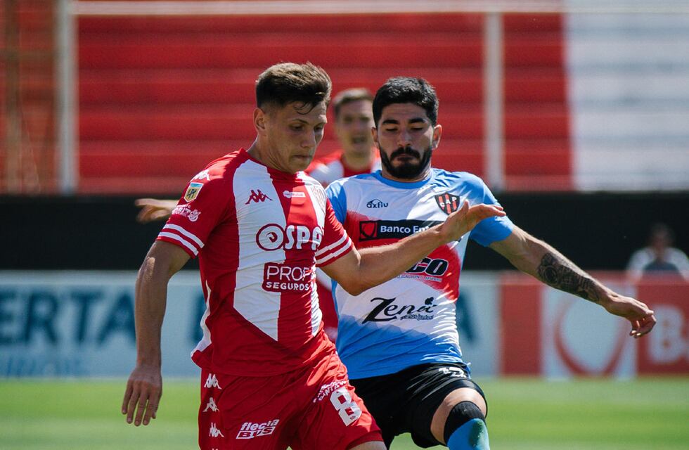 Unión le ganó a 2 a 0 a Patronato con goles de Luna Diale