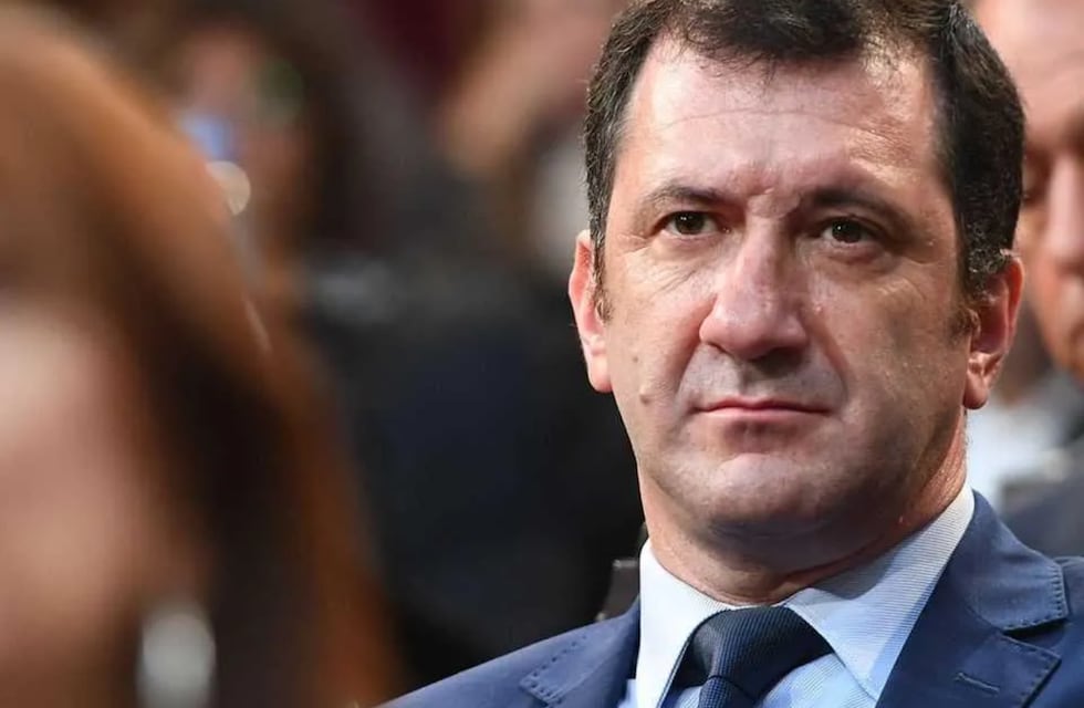 Cristina y el peronismo entrerriano repudiaron el voto positivo del senador Edgardo Kueider