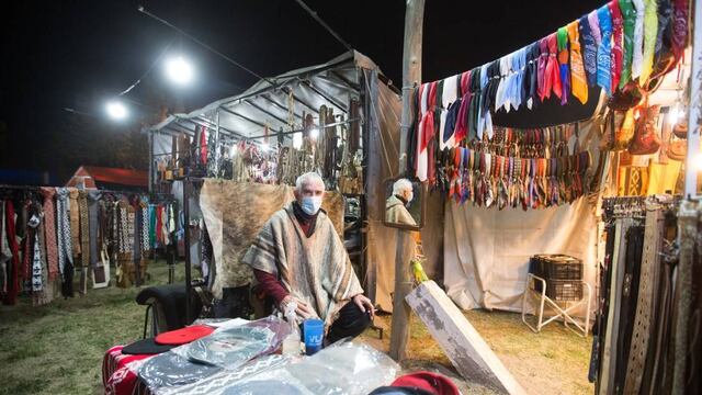 Exposicion, comercial, indsutrial y artesanal en la Fiesta de la Ganadería.