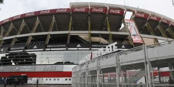 La Justicia analiza mantener la clausura de la tribuna Sívori por la muerte del hincha. Foto: La Voz.