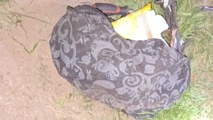 La bolsa que llevaba el joven detenido