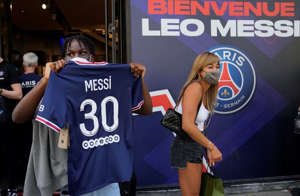 La camiseta del PSG de Lionel Messi llegó al millón de ventas