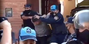 Primero fue detenida una persona de 26 años. Horas después, su padre se entregó a la Policía.