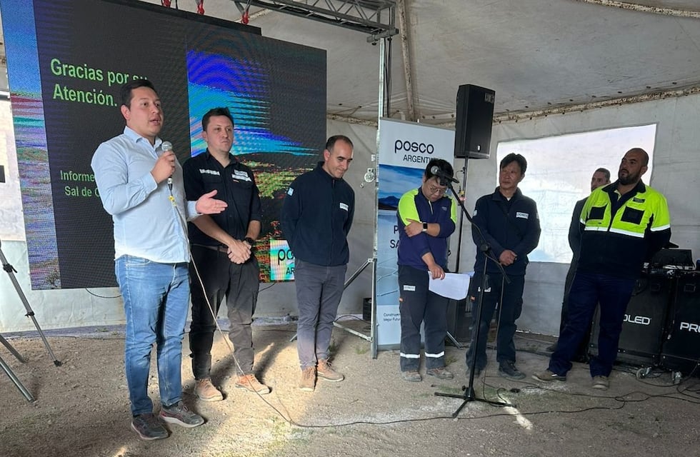 Se presentó a la comunidad el Informe de Impacto Ambiental del proyecto Sal de Oro