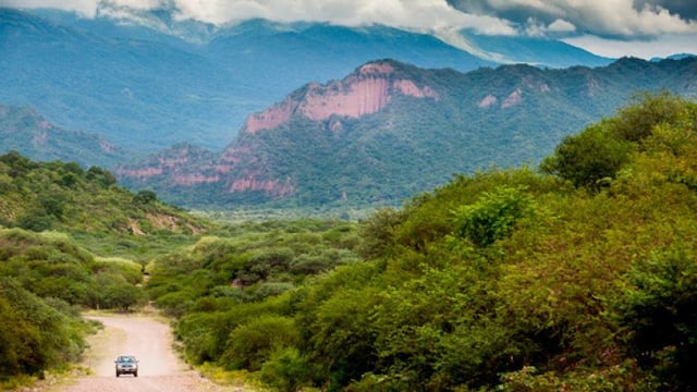 Dos amigas aseguran haber vivido una experiencia paranormal cuando recorrían los cerros salteños en bicicleta.