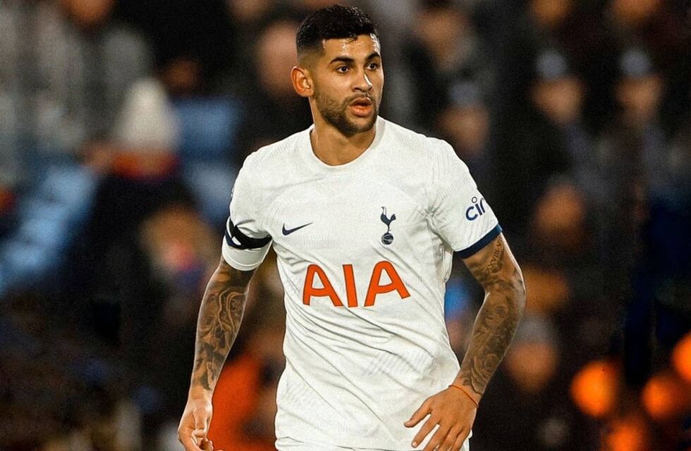 “Cuti” Romero, nominado a jugador del mes de la Premier League: cómo votarlo