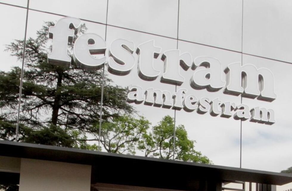 Municipales de la provincia de Santa Fe cerraron la paritaria total anual con un 102% de aumento