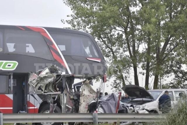 Fallecieron tres personas en el múltiple accidente en las autopista puntana.