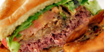 Síndrome Urémico Hemolítico: hasta qué edad  los niños no deben comer carne picada (AP/Archivo)