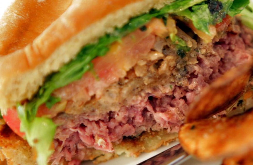 Síndrome Urémico Hemolítico: hasta qué edad los niños no deben comer carne picada