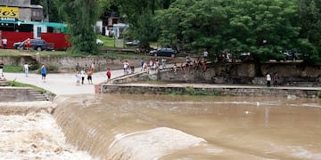 Crecidas luego de la fuerte tormenta en Córdoba.