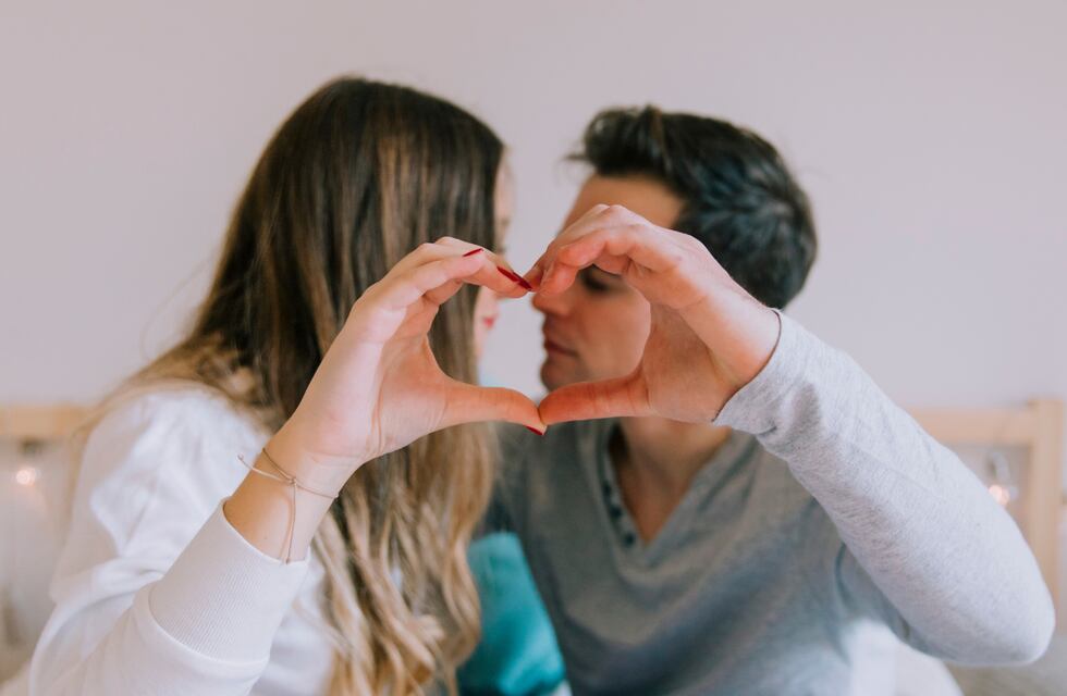 Los signos que vivirán un invierno lleno de pasión y amor intenso, según el horóscopo chino