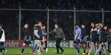 Guillermo Farré busca explicaciones en lo que fue la segunda derrota consecutiva de Belgrano (Facundo Luque / La Voz).