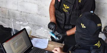 Seis allanamientos y cinco detenidos en Córdoba.