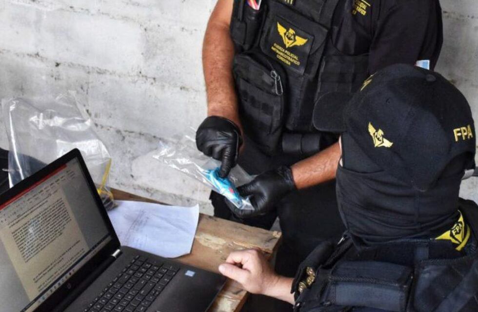 Desbarataron una organización dedicada a la venta de drogas en Córdoba: tenían cuatro quioscos
